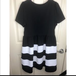 B&W Stripe Short Sleeve Dress